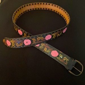 Western stamped and riveted belt